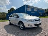 Opel Astra JSports 1.7 CDTI Tourer Zahnriemen neu AHK - Opel Astra mit Diesel-Antrieb: 1.7