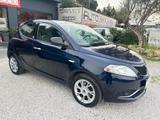 Lancia Ypsilon 1.2 5P *95000KM* NAVI Opening Edi - blaue Lancia Ypsilon