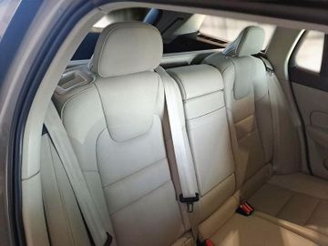 Volvo V60 - 11