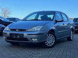 Ford Focus Ghia/Automatik/TÜV neu/Schiebedach/elek. F - Ford Focus aus 2003: Ghia