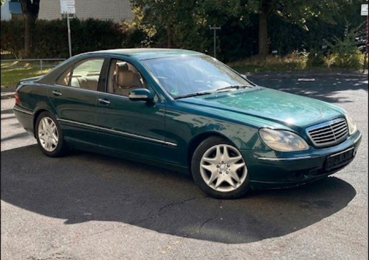 Mercedes-Benz 320