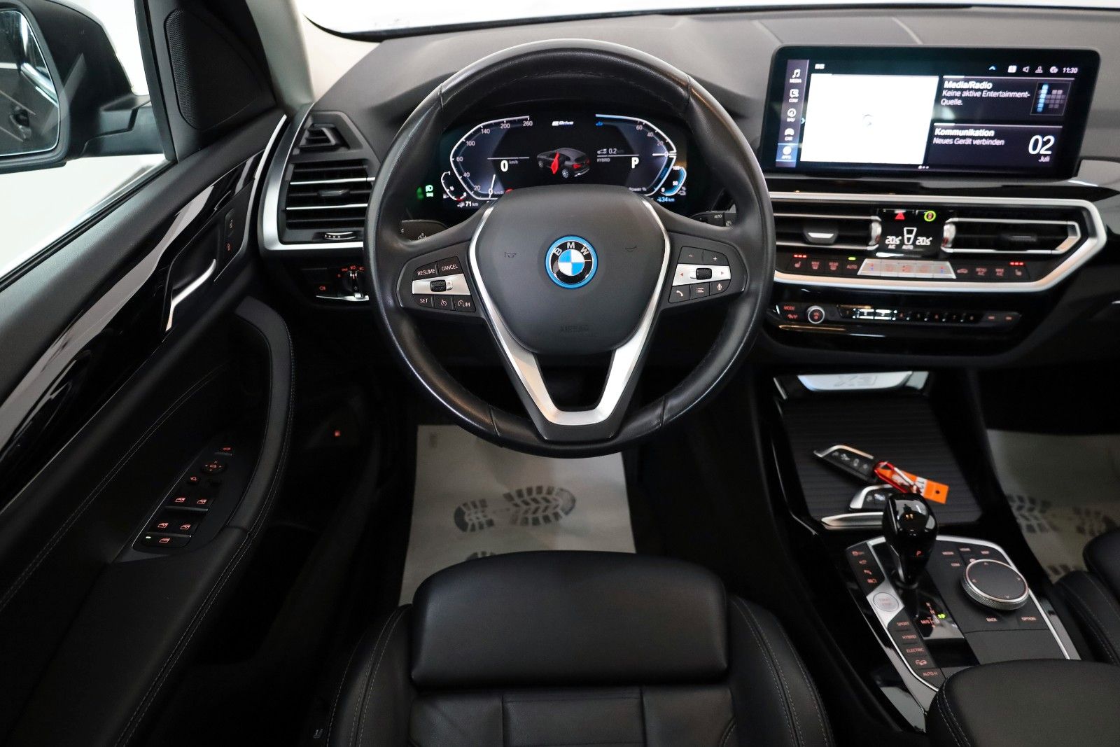Fahrzeugabbildung BMW X3 xDrive30e,Leder,Navi,LED,SH,360Kamera,SportSi