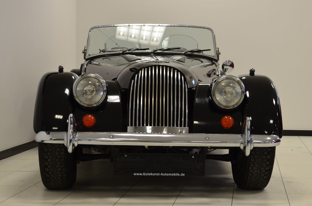 Morgan Plus 8