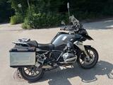 BMW R 1200 GS mit Koffern und Navi - Angebote
