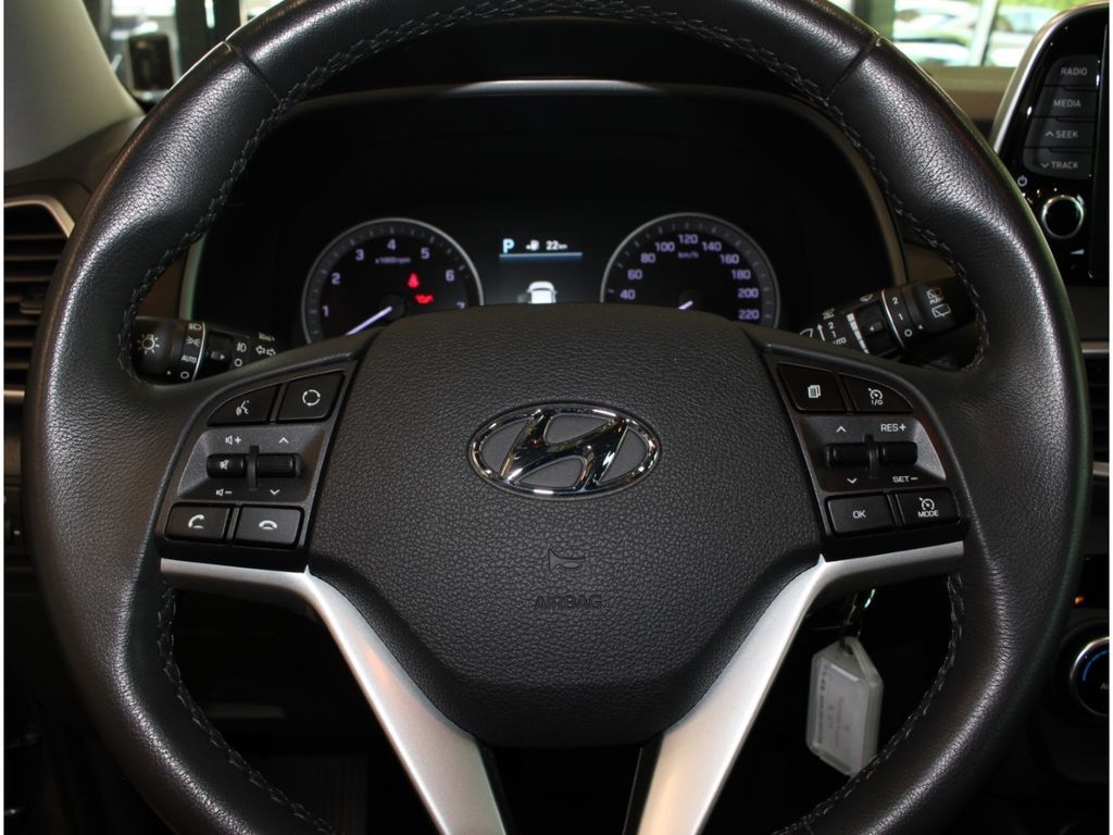 Fahrzeugabbildung Hyundai Tucson Style 4WD 1.6 *Navi*Kamera *LED*