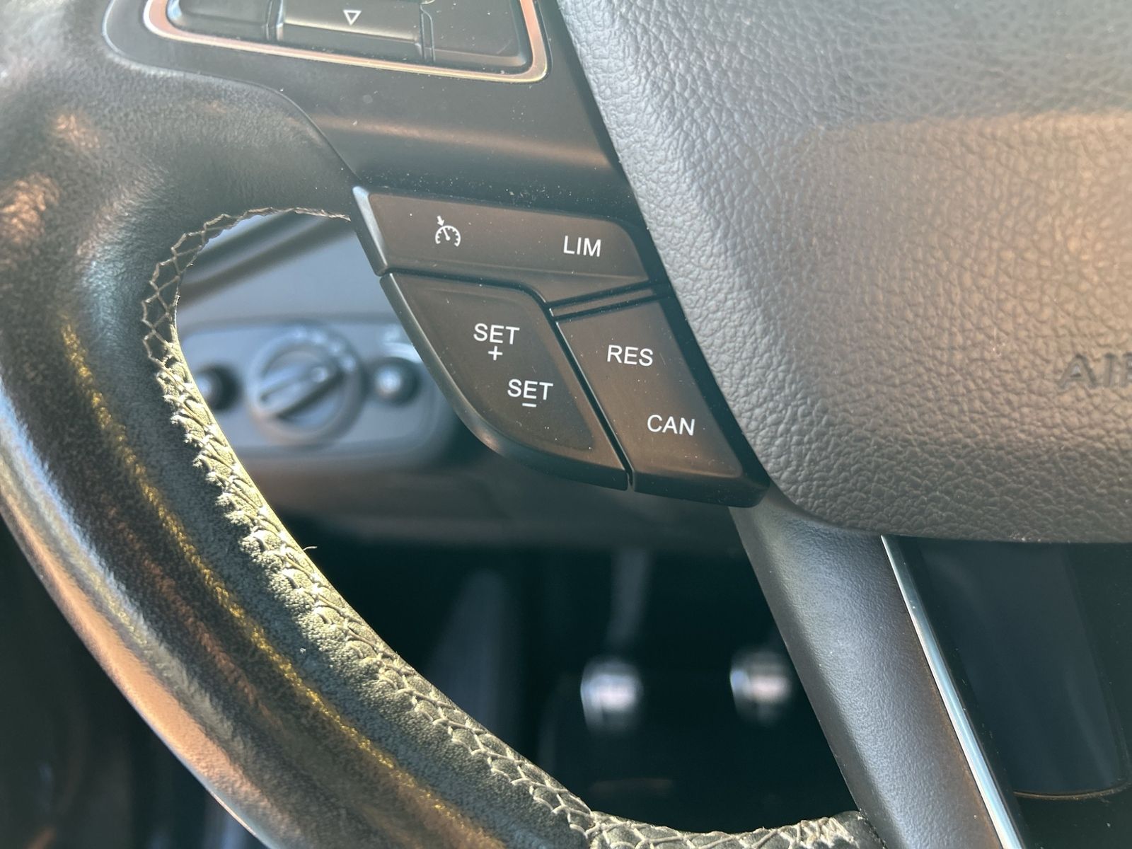 Kuga 1.5 EcoBoost ST-Line, Navi, Bi Xenon, Desig