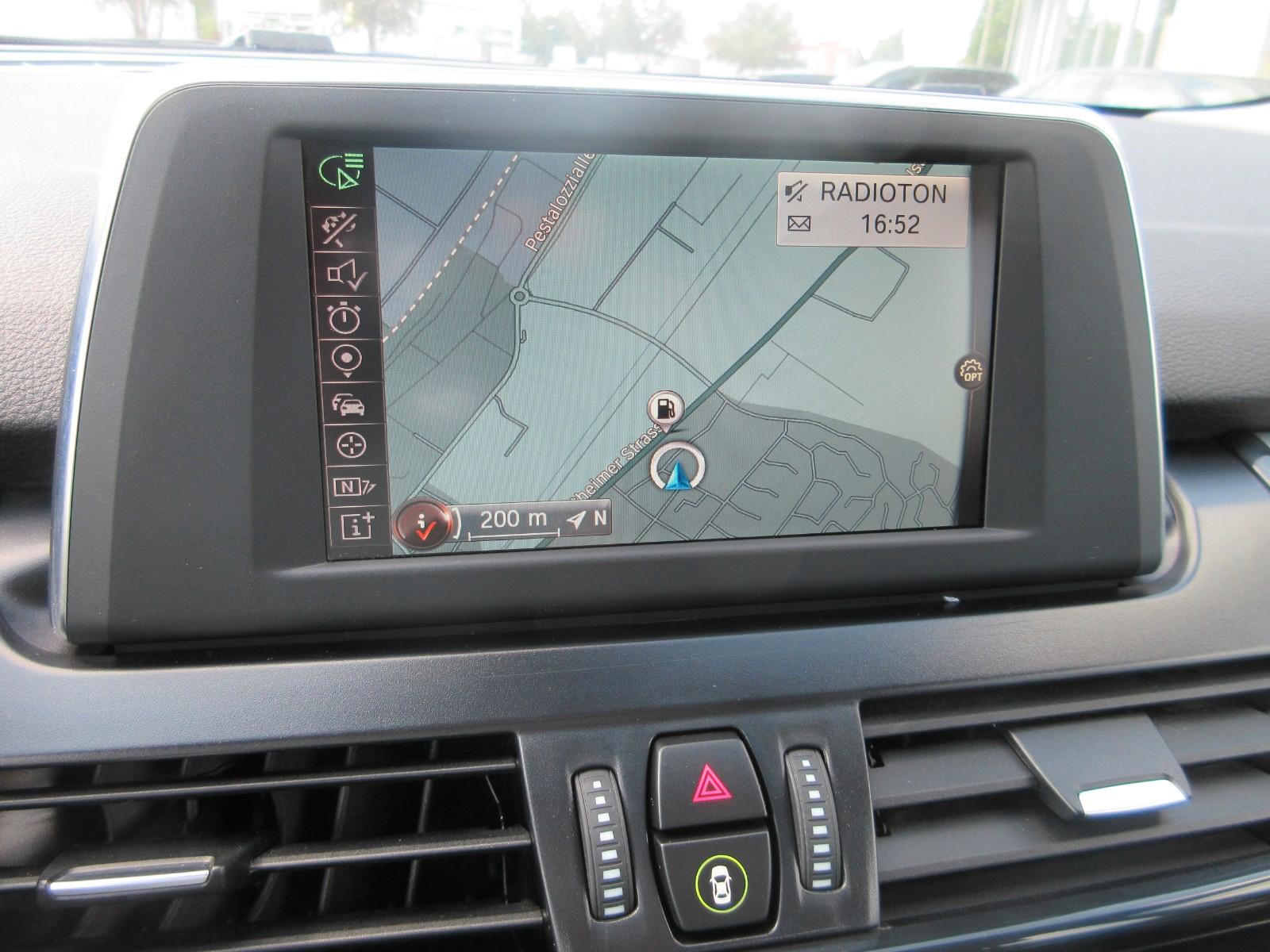 BMW 218i Active Tourer Advantage **2.HAND**