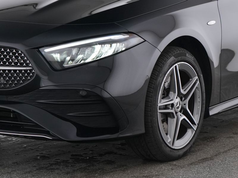 Fahrzeugabbildung Mercedes-Benz A 250 e Limousine AMG LED+Kam+Totw+11kW+WinterP