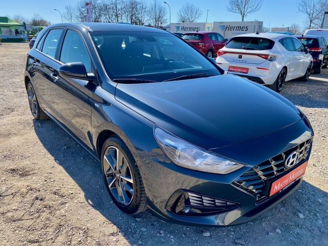 Hyundai i30 1.0 AAC SHZ KAMERA GZJ CARPLAY PDC VORN