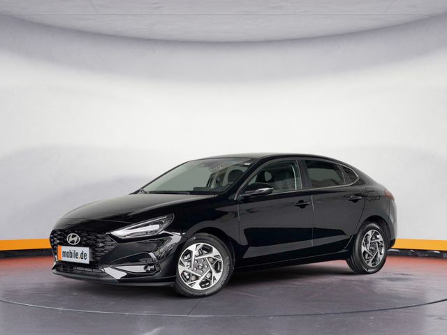 Hyundai i30 Fastback 1.5 T-GDI DCT MHEV +Facelift+