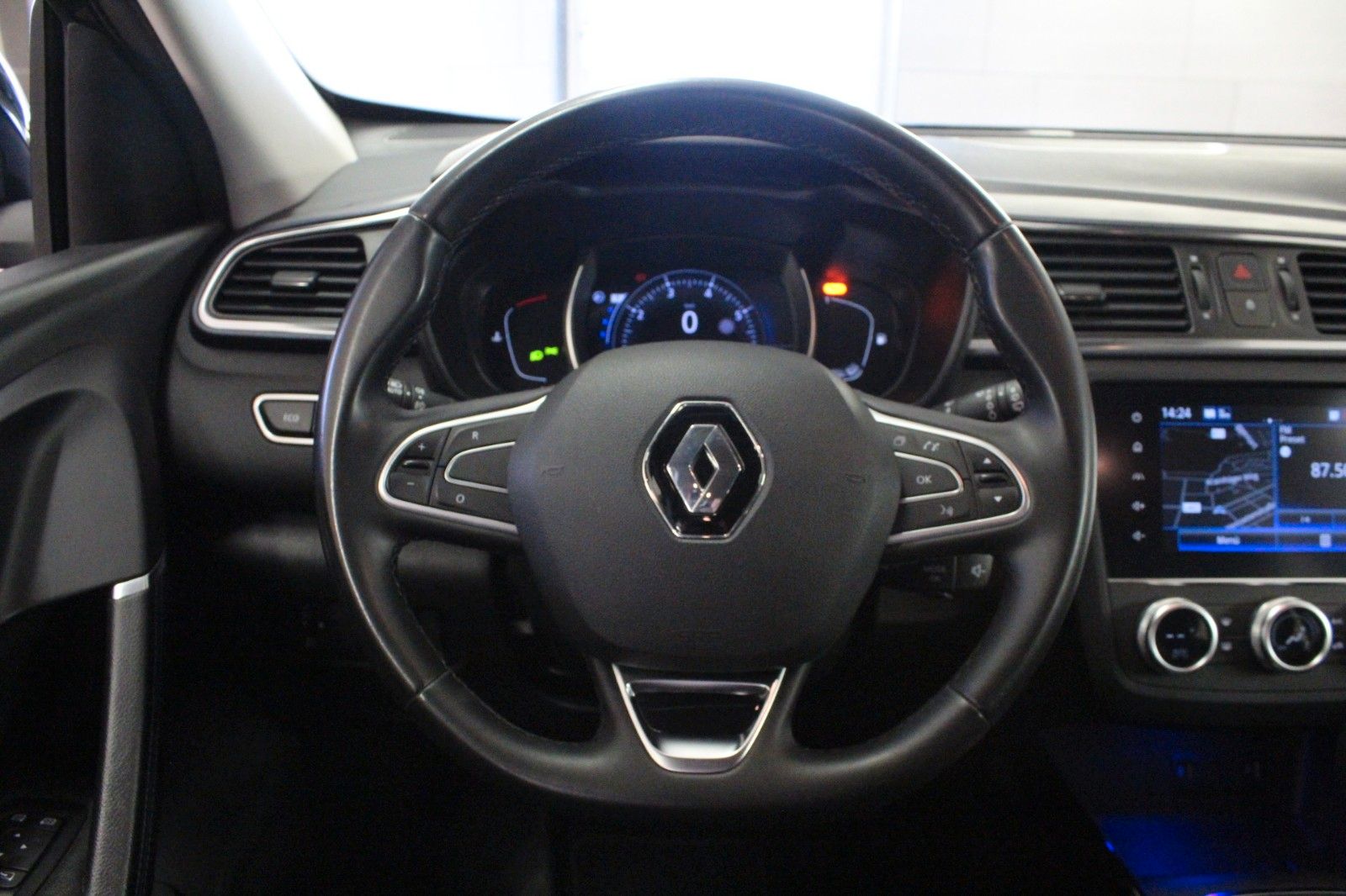 Fahrzeugabbildung Renault Kadjar TCe 140 EDC Limited  Automatik