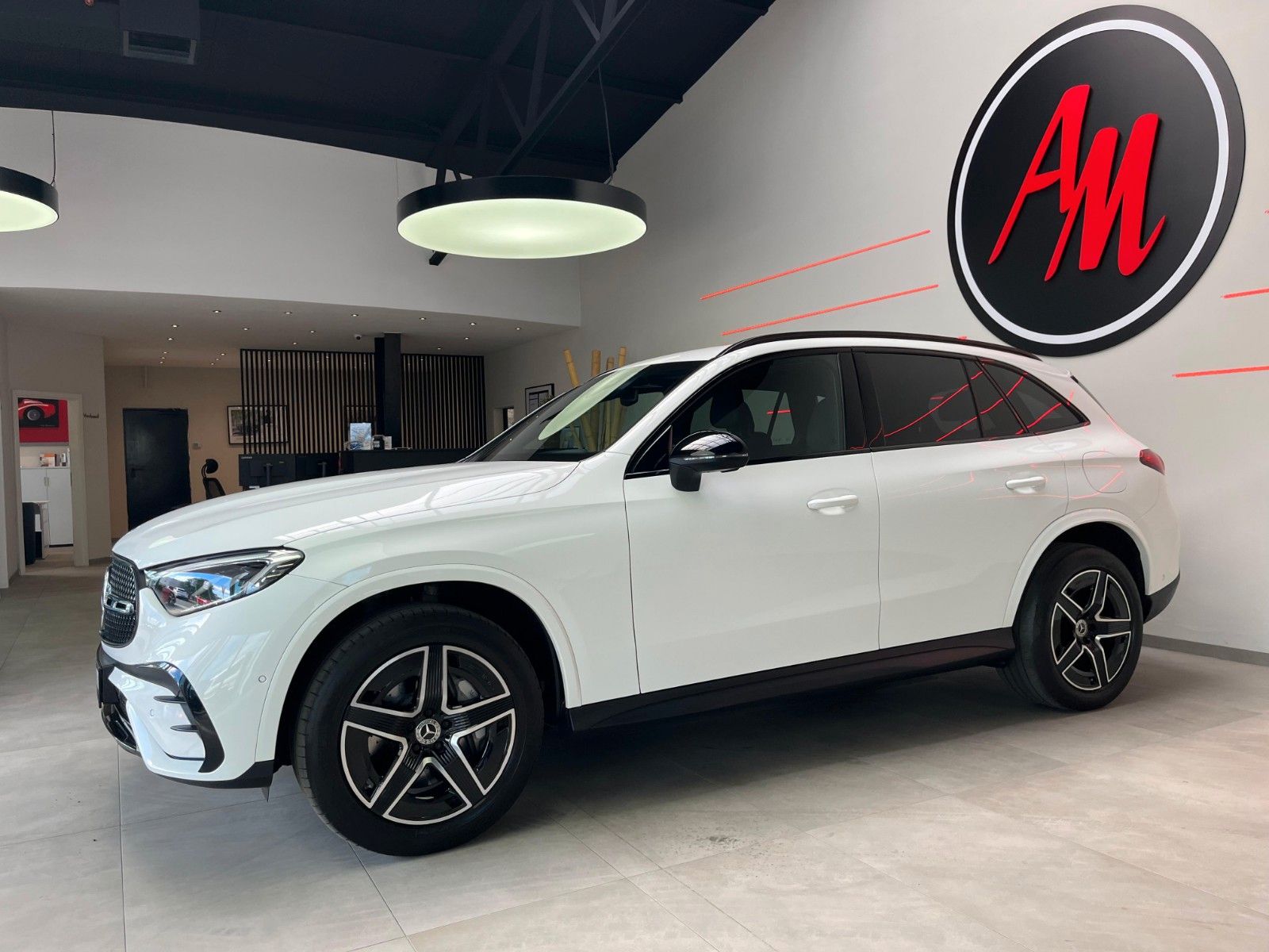 Fahrzeugabbildung Mercedes-Benz GLC 300 de 4Matic AMG-Line*Night*AHK*ACC*19"*