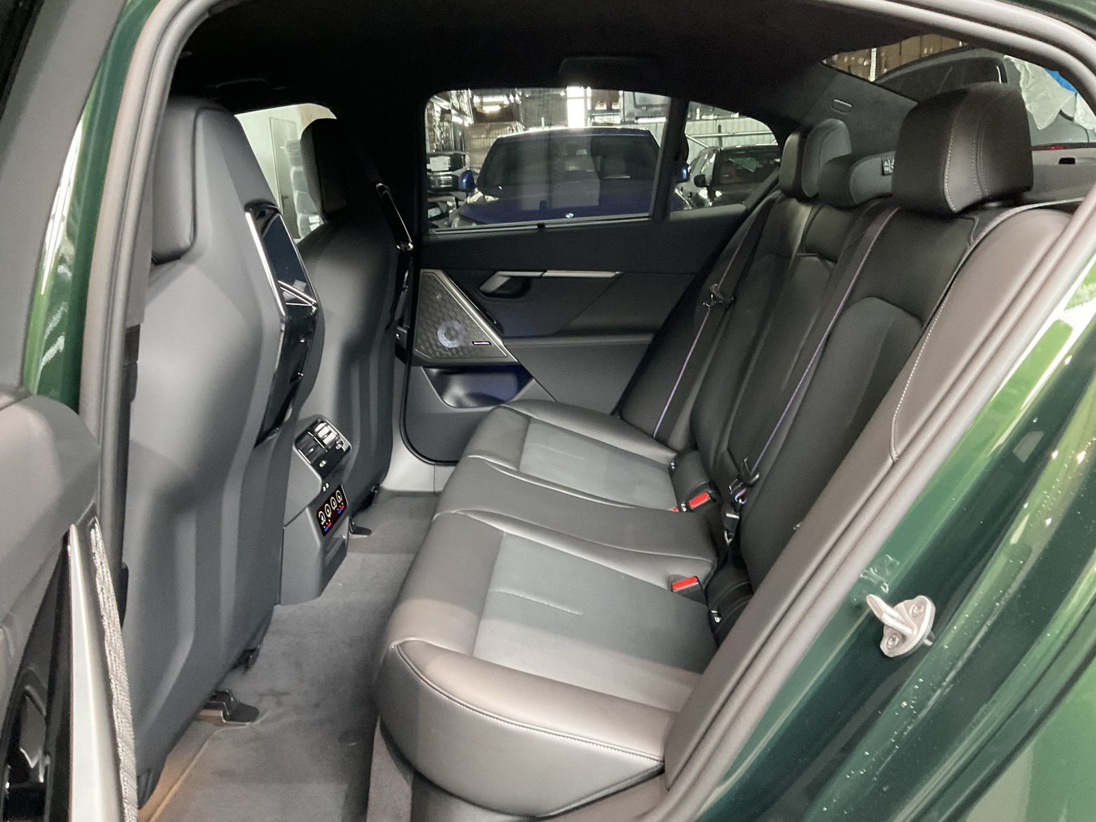 Fahrzeugabbildung BMW M5 Limousine *AHK *Sitzbelüftung *Komfortzugang