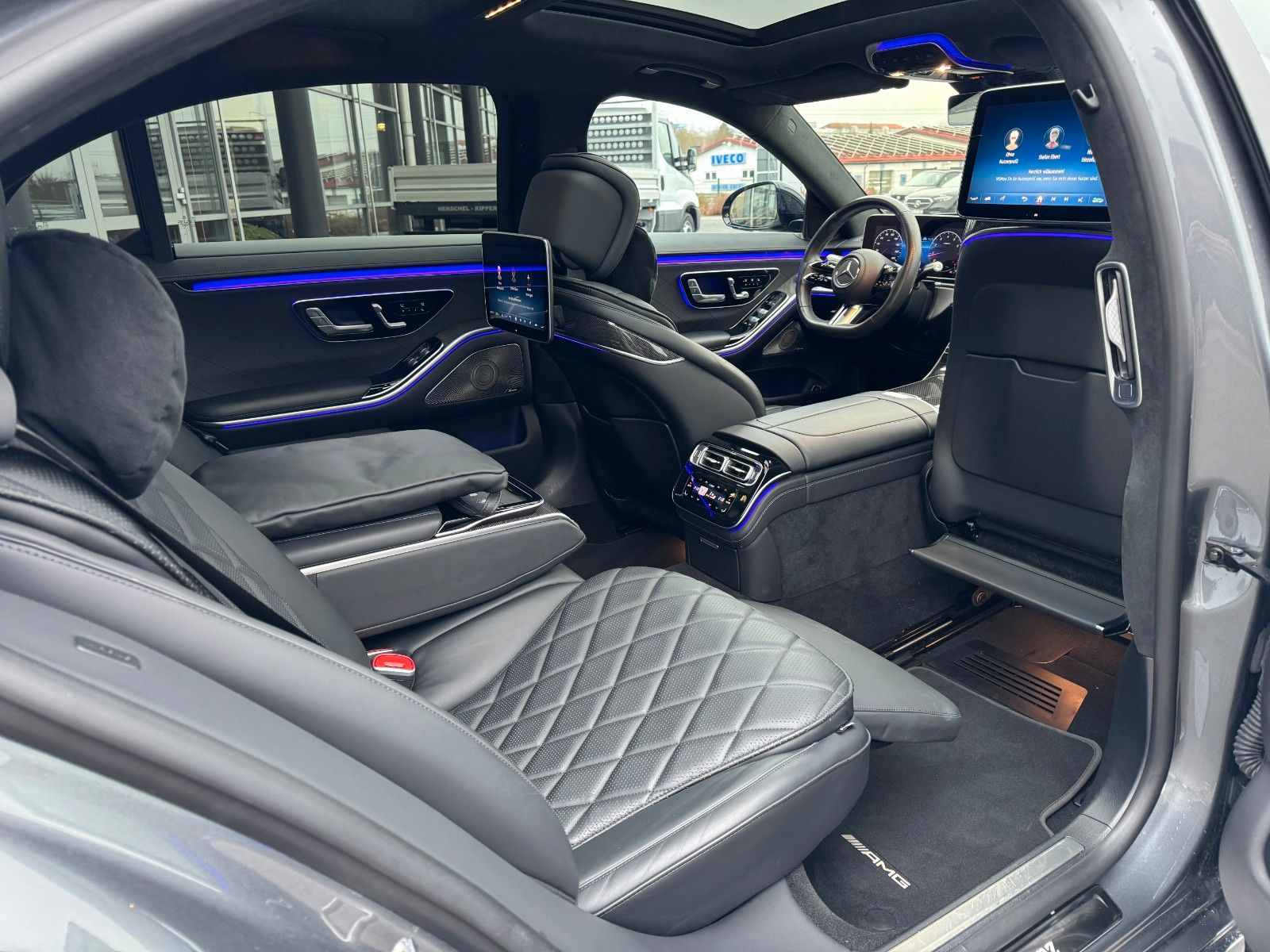 Fahrzeugabbildung Mercedes-Benz S 580 4M L VOLL+AMG+STH+Fond-Enter+Pano+AirM