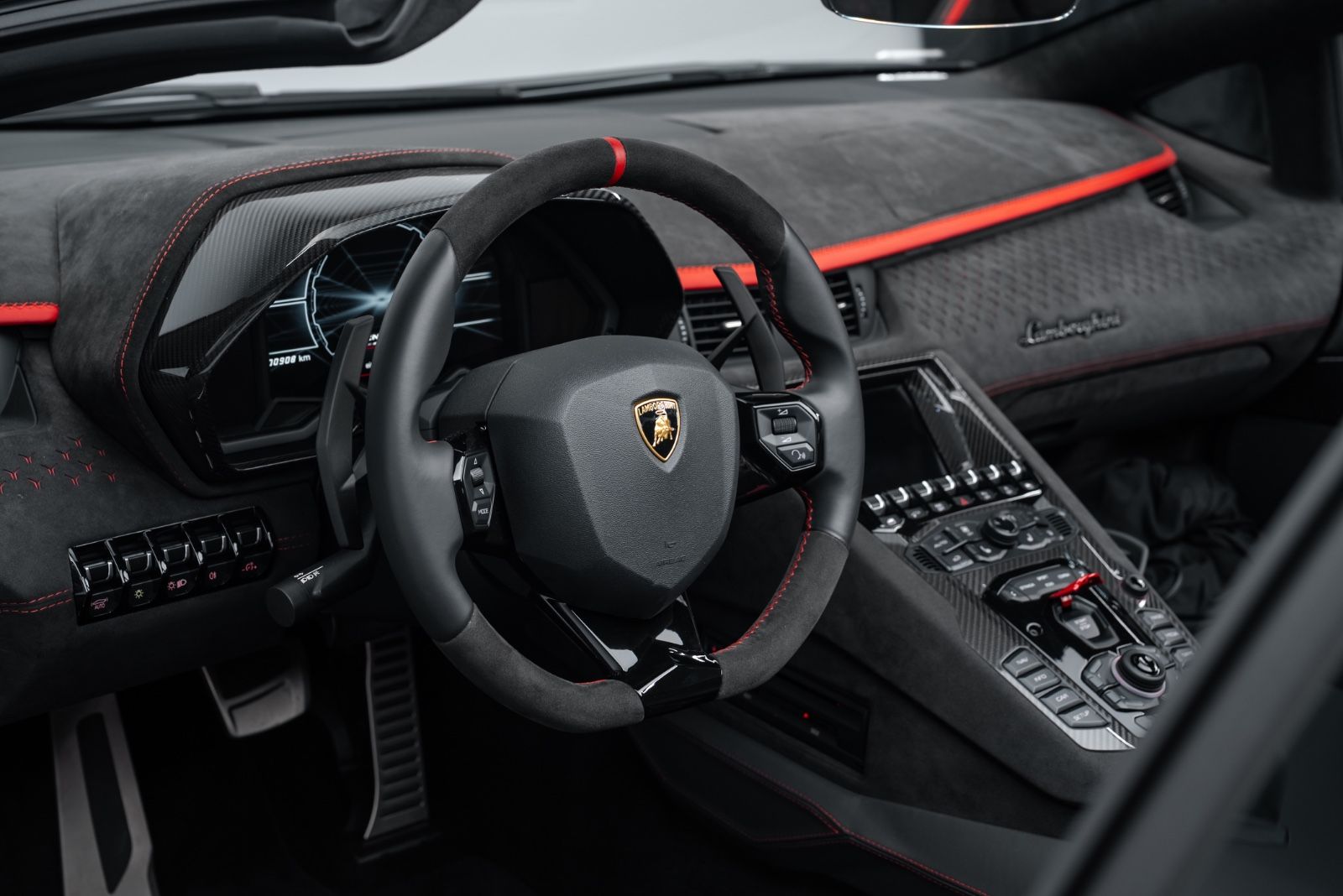 Fahrzeugabbildung Lamborghini Aventador Ultimae Roadster FULL CARBON/1 of 250