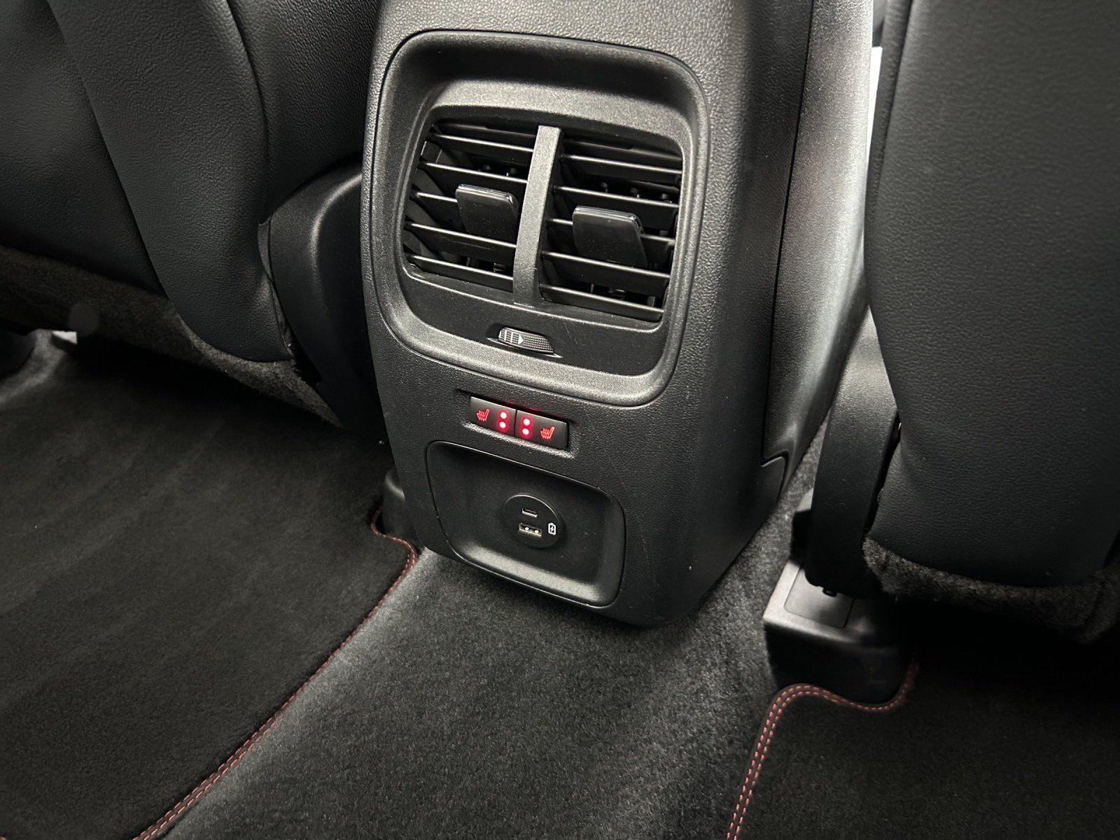 Fahrzeugabbildung Ford Kuga 2.5 PHEV ST-Line X Aut./LED/ACC/KAMERA/NAVI