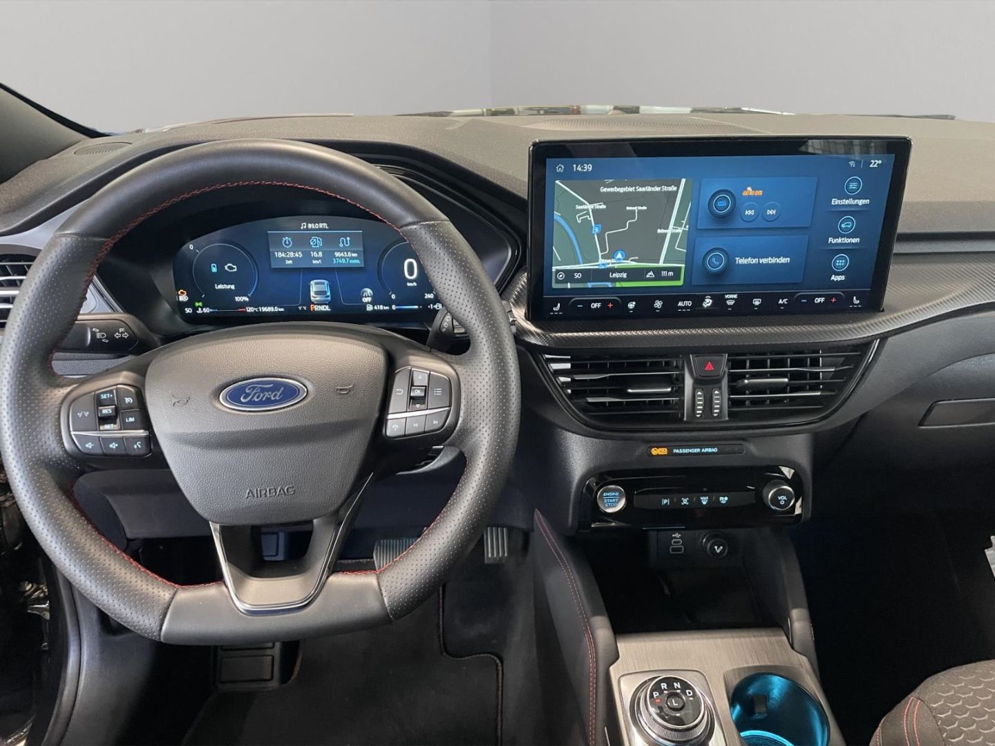 Fahrzeugabbildung Ford Kuga Hybrid ST-Line Navi Digitales Cockpit LED