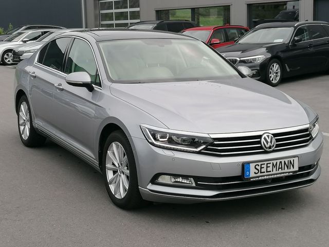 Volkswagen Passat 1.6 TDI DSG Highline*GSD*LED*Leder*ACC