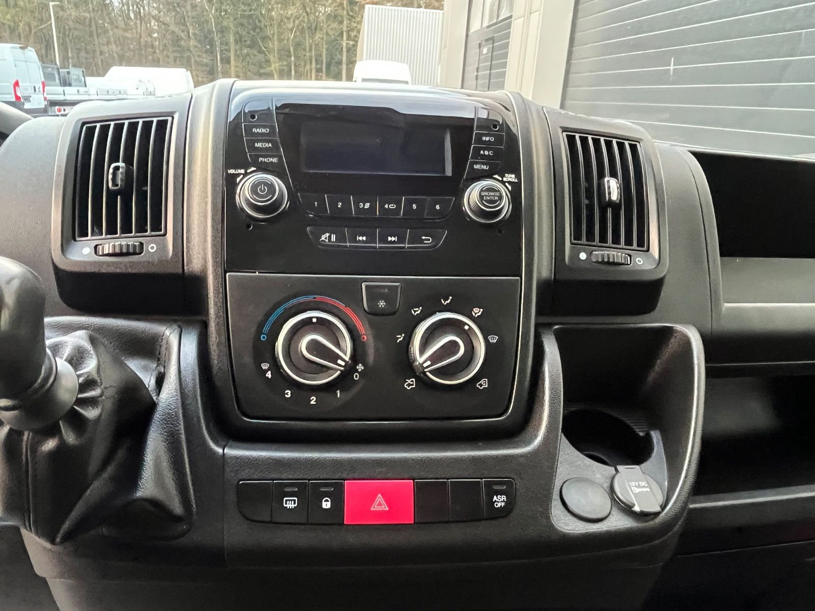 Fahrzeugabbildung Opel Movano C DOKA Pritsche L1H1 3,5t