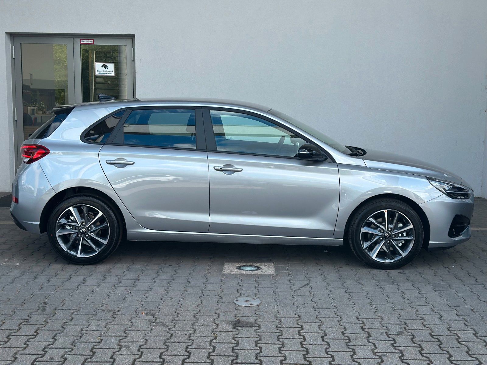 Fahrzeugabbildung Hyundai i30 Advantage Plus-Paket Toterwinkel/Navi!