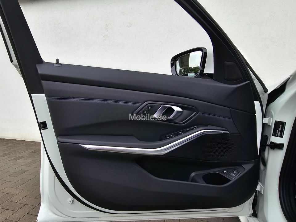 BMW 330 - Bild 23