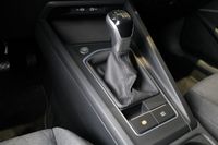 Volkswagen Golf VIII 1.5TSI Life RKam Navi Matrix HuD Totwi