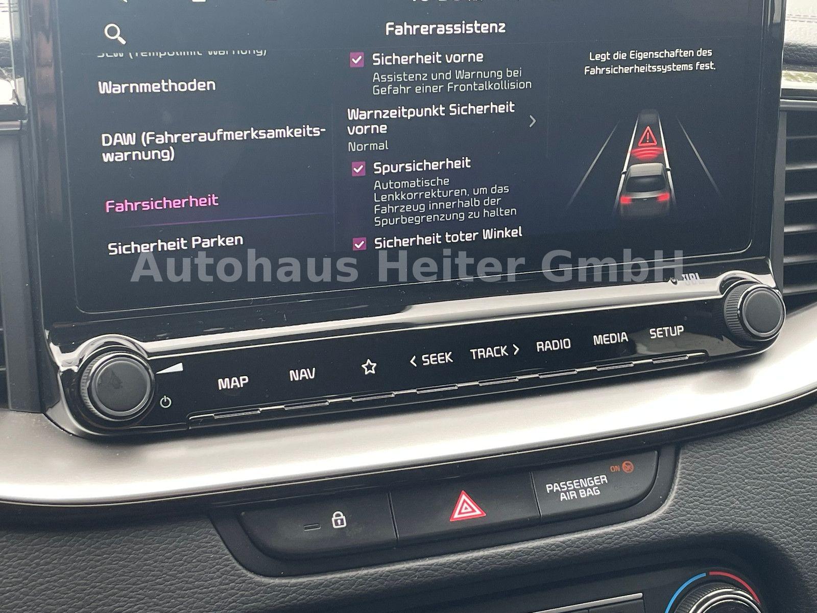 Kia Ceed SW 1.5 Spirit / 7.Gang+Kamera+JBL, миниатюра 30