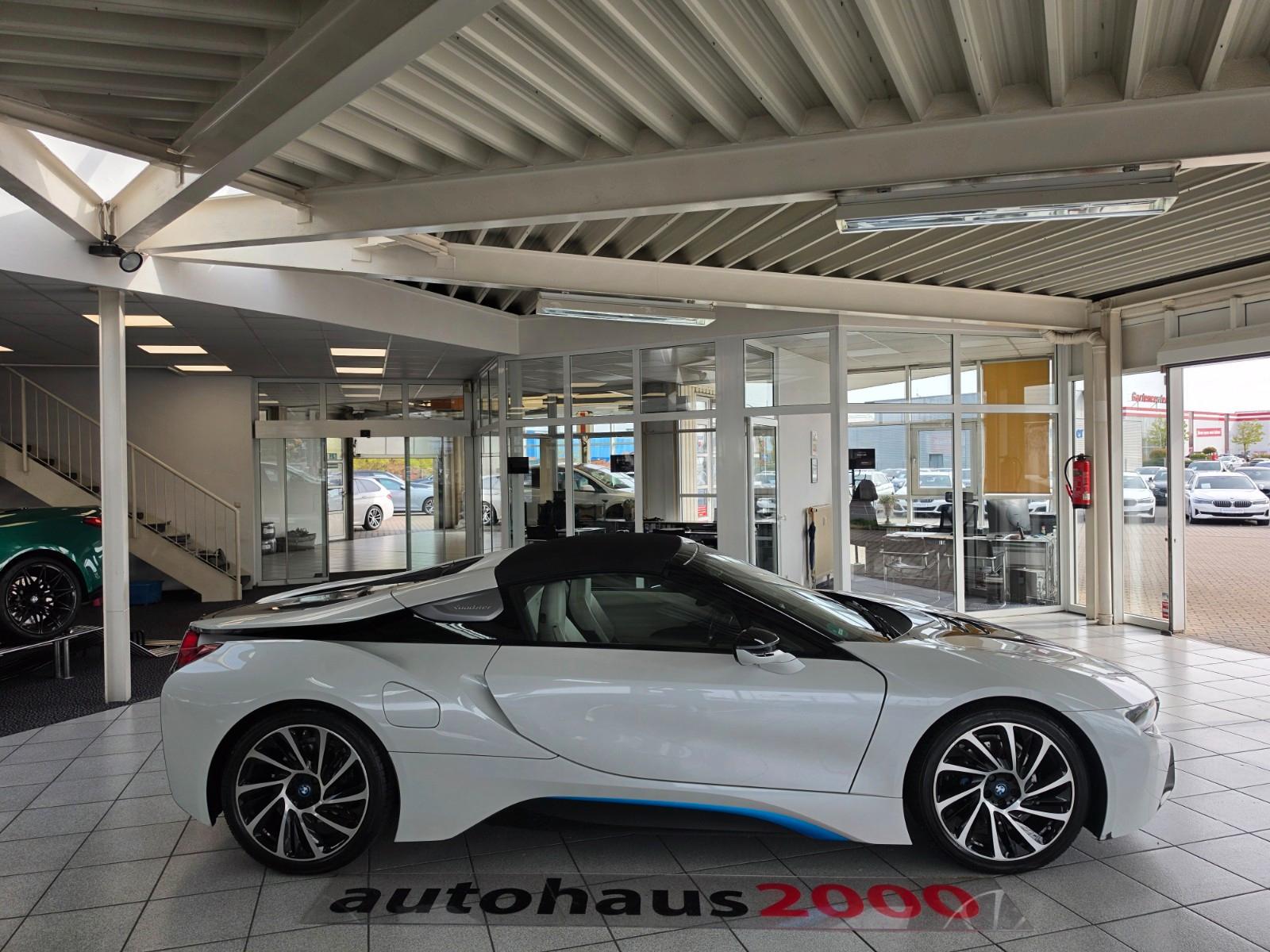 BMW i8 Roadster