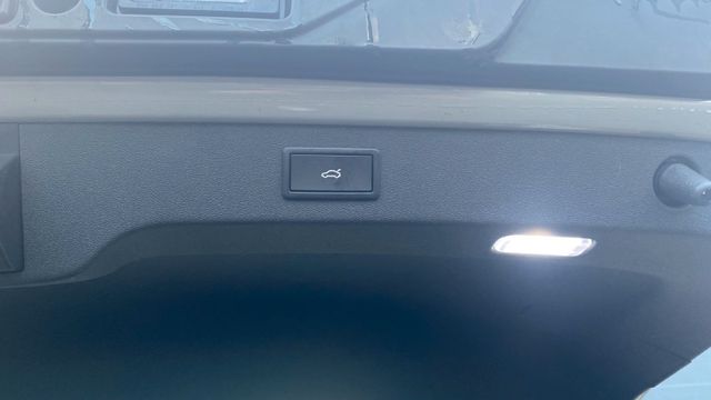 Foto Nummer 9: SKODA Enyaq