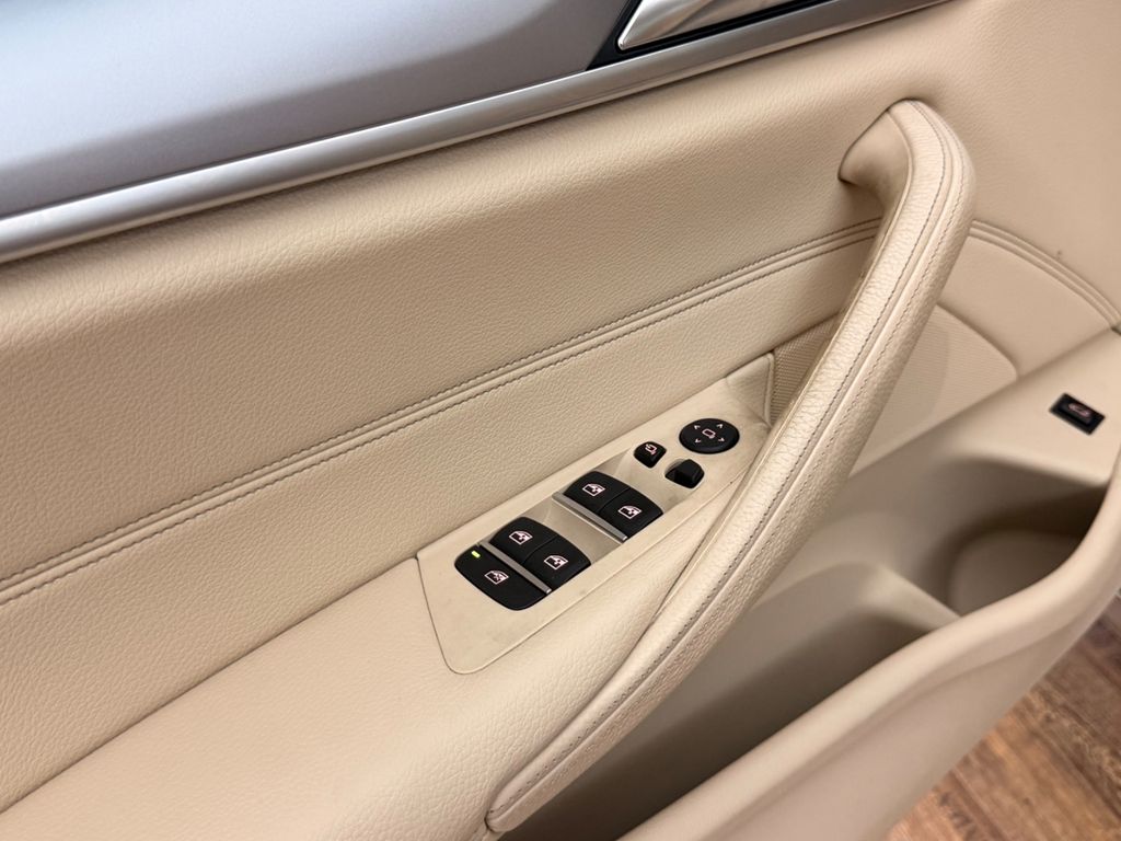 BMW 530i / 1.H RENTNER/ NUR 37.tKM/ GARANTIE/ BMW 530i / 1.H RENTNER/ NUR 37.tKM/ GARANTIE/
