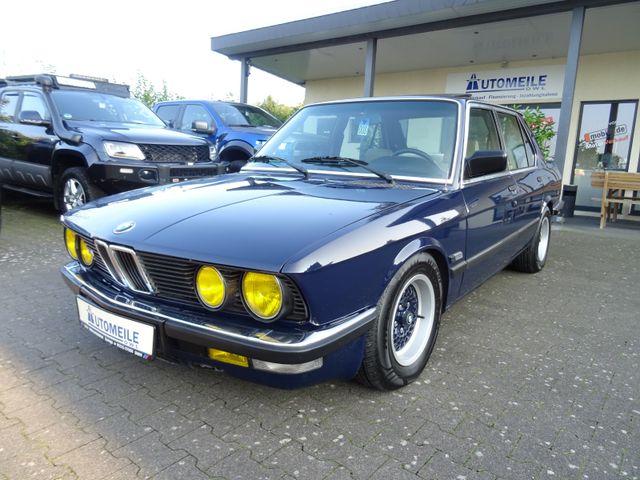 BMW 524