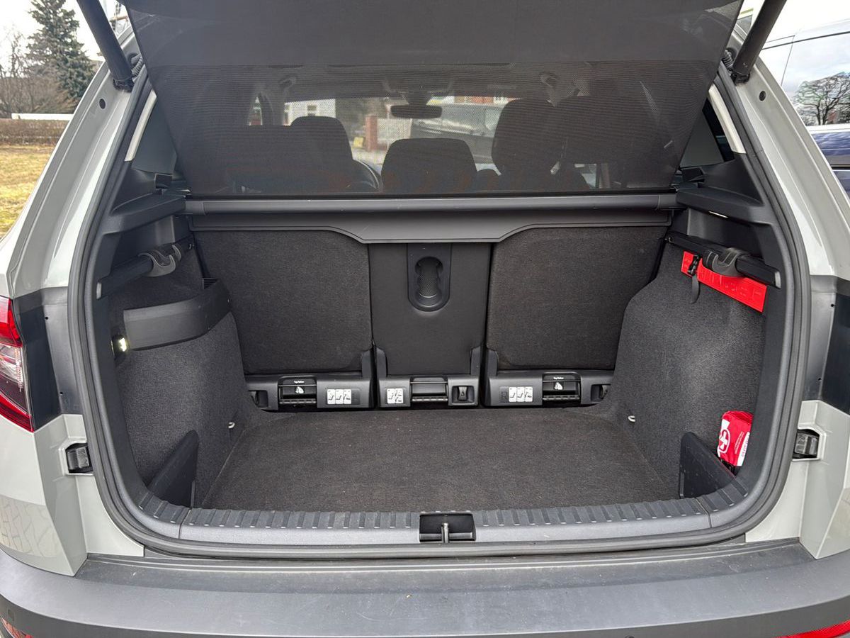 Fahrzeugabbildung SKODA Karoq Style/ Ambiente/ 1. Hand