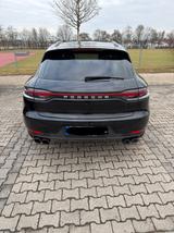 Porsche Macan - - - Porsche Macan Gebrauchtwagen in Stuttgart