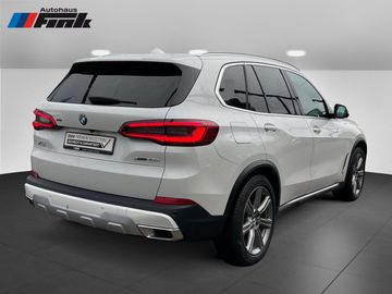 BMW X5 xDrive45e (ab 2019) xLine Gestiksteuerung