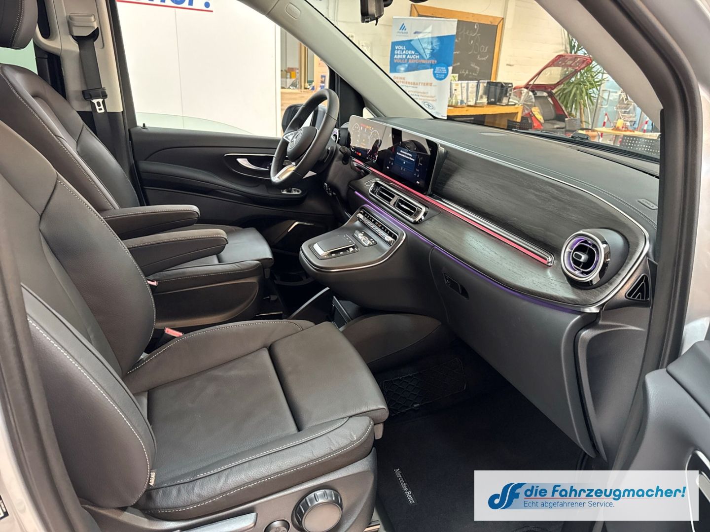 Fahrzeugabbildung Mercedes-Benz V 250 d 4MATIC AVANTGARDE lang LuftF. Pano 360 A