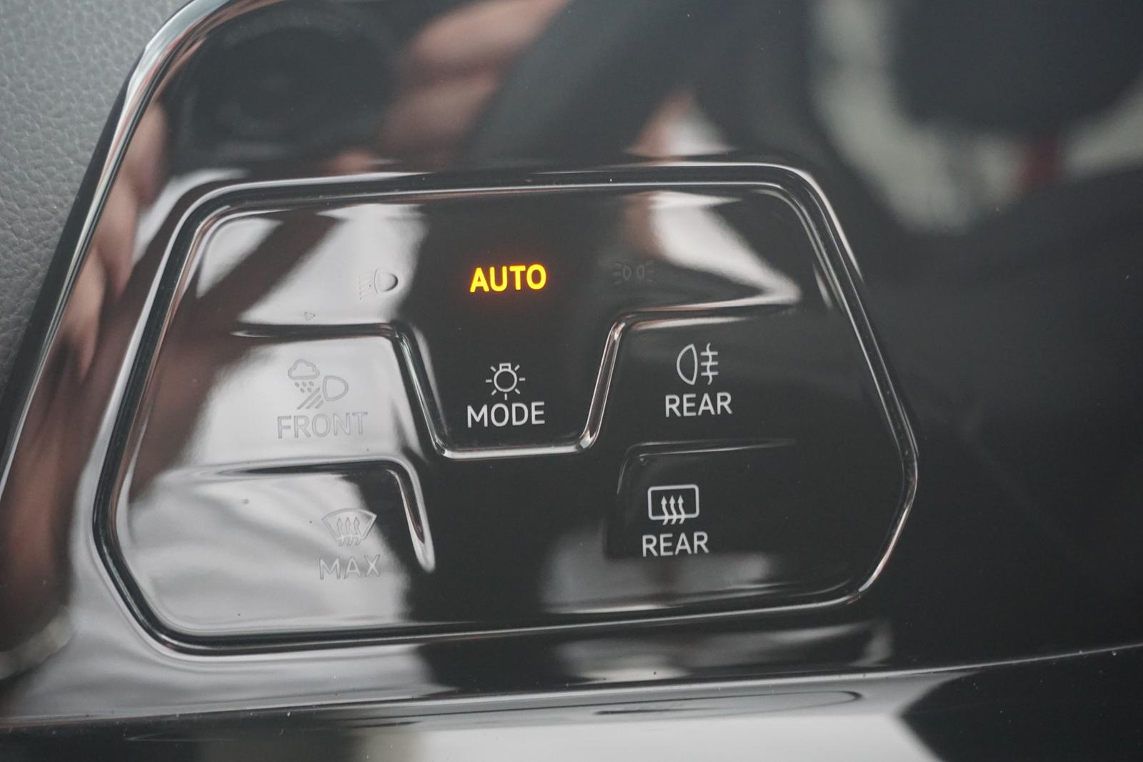 Volkswagen Golf VIII Life eTSI DSG LED Virtual Cockpit, миниатюра 25