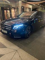 Mercedes-Benz E 300 de T Autom. - AMG mit Junge Sterne Garanti - Mercedes-Benz Sterne junge