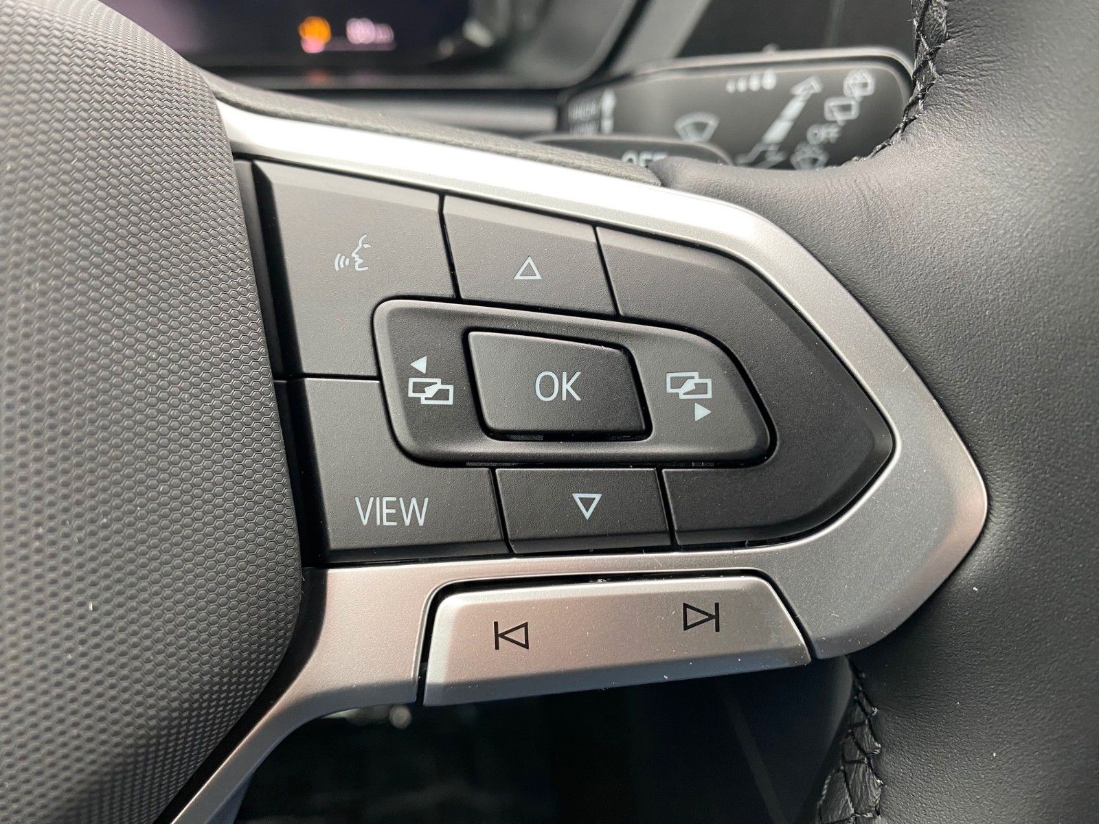 Fahrzeugabbildung Volkswagen Caddy 2.0 TDI DSG Kombi+App+KAMERA+PDC+TEMPOMAT+