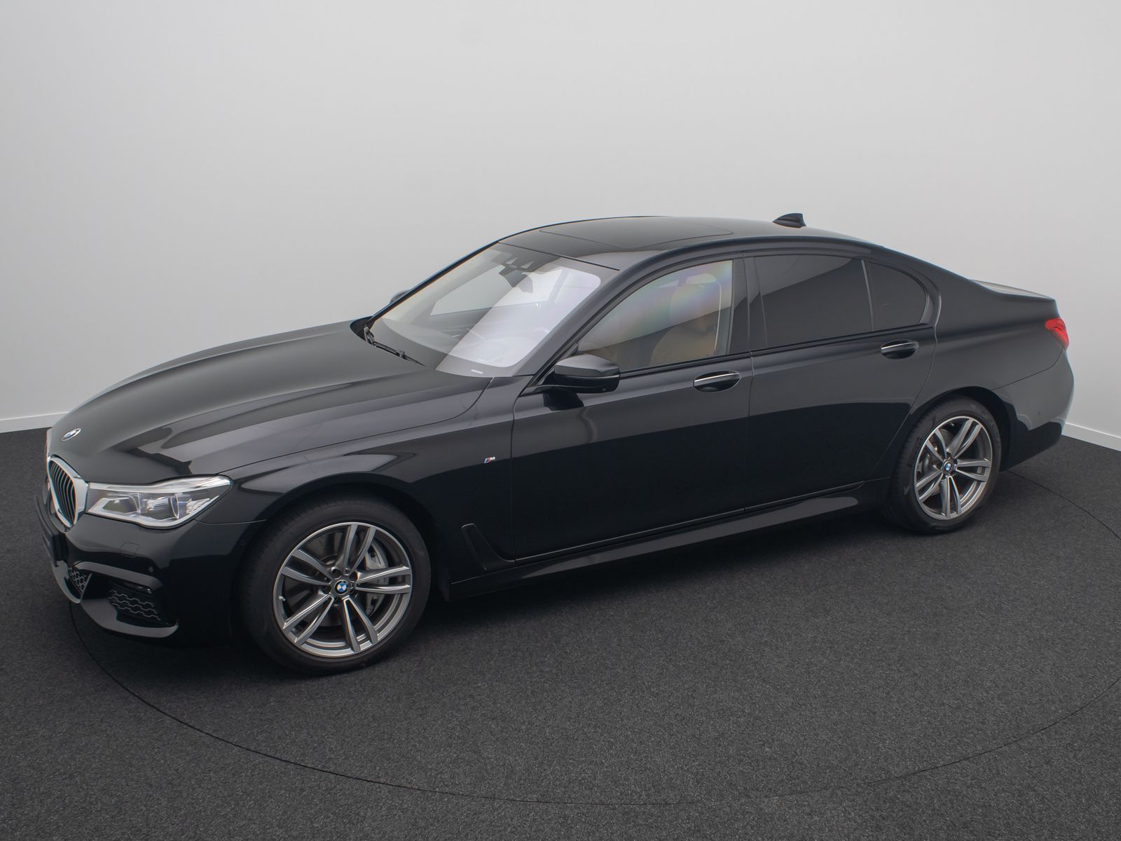 Fahrzeugabbildung BMW 750d xD M Sport 360&deg; Massage FondEnt Laser Voll