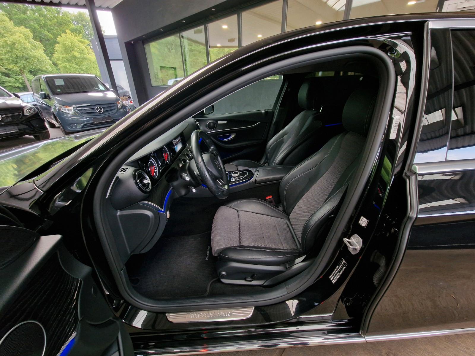 Mercedes-Benz E 220d Lim. AVANTGARDE Teilleder/Kamera/LED