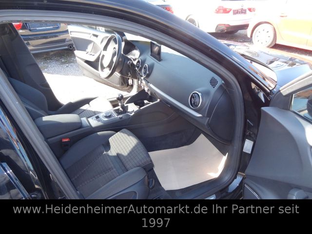 Fahrzeugabbildung Audi A3 SportbackAmbition/S-Line/Rotor/Xenon/B&O/Navi
