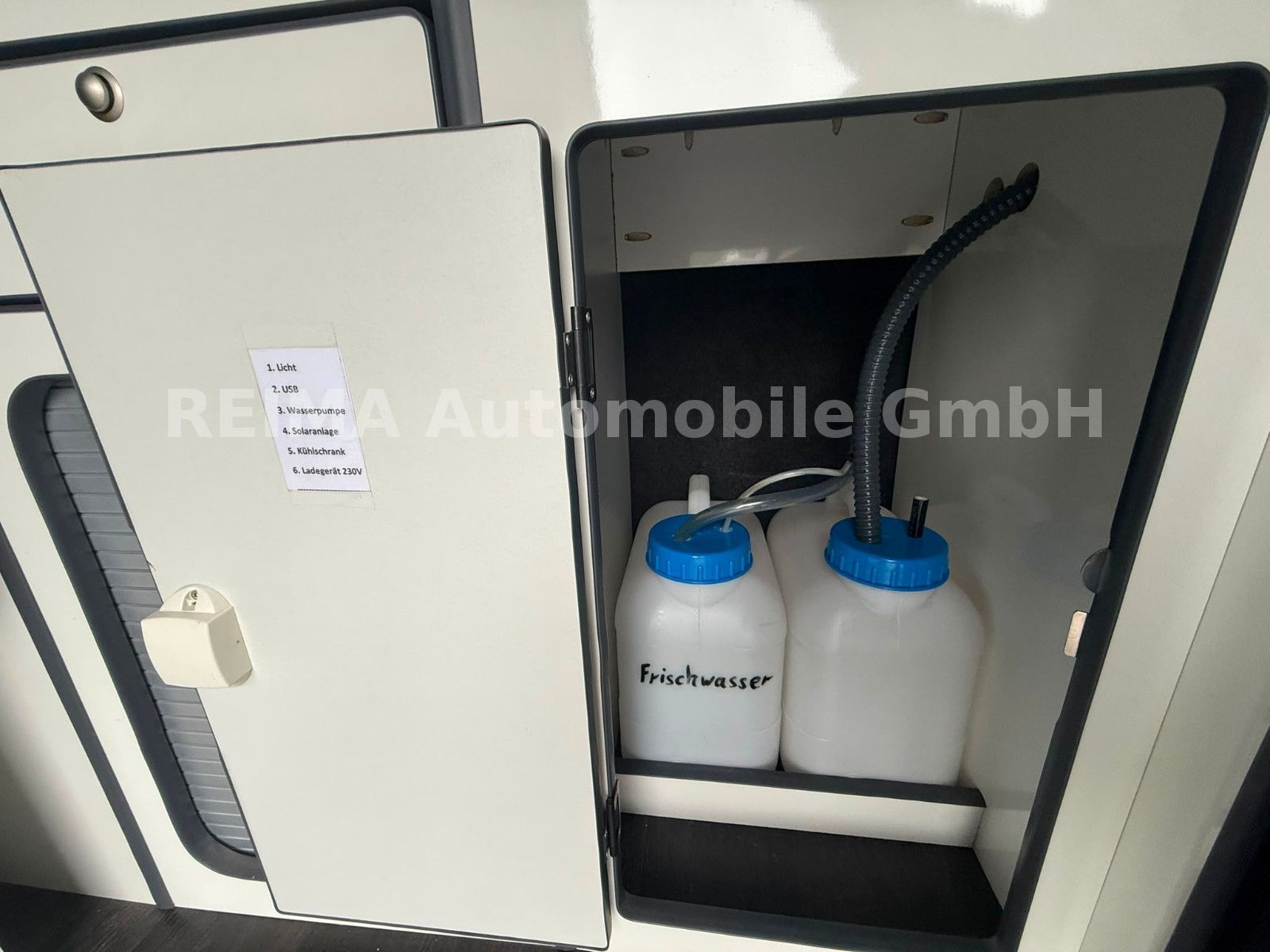 Fahrzeugabbildung Volkswagen T5 2,0 TDi Camper, Solar , 2 Schlafplätze