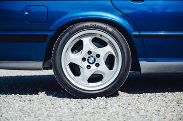 صورة مصغرة 16 لـ 1992 BMW M5