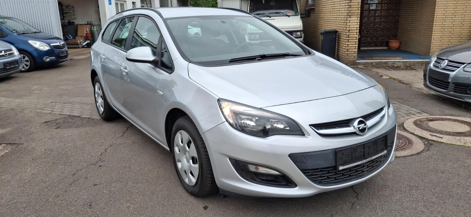 Opel Astra J Sports Tourer Selection