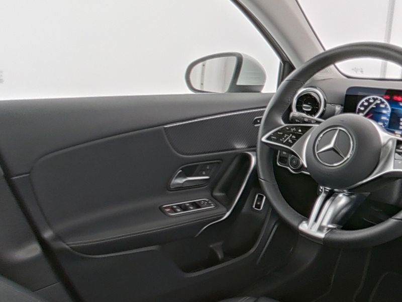 Mercedes-Benz A 250 e PROGRESSIVE KAMERA SPUR STANDH PDC SHZ foto 10