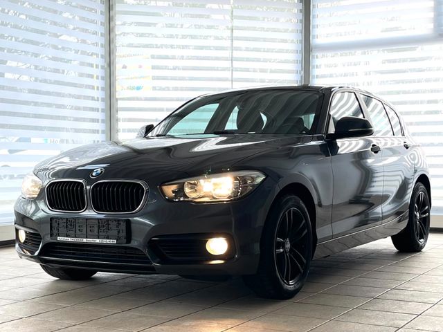 BMW 118d Komfortzug. Parkassist. Navi Lordosen.