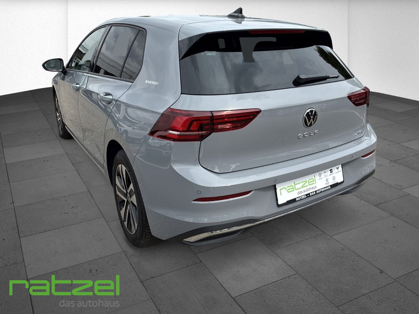 Fahrzeugabbildung Volkswagen Golf Energy Life 1,5 l eTSI DSG AHK Navi Kamera