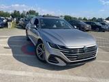 Volkswagen Arteon Shooting Brake R-Line - silberne Volkswagen Arteon