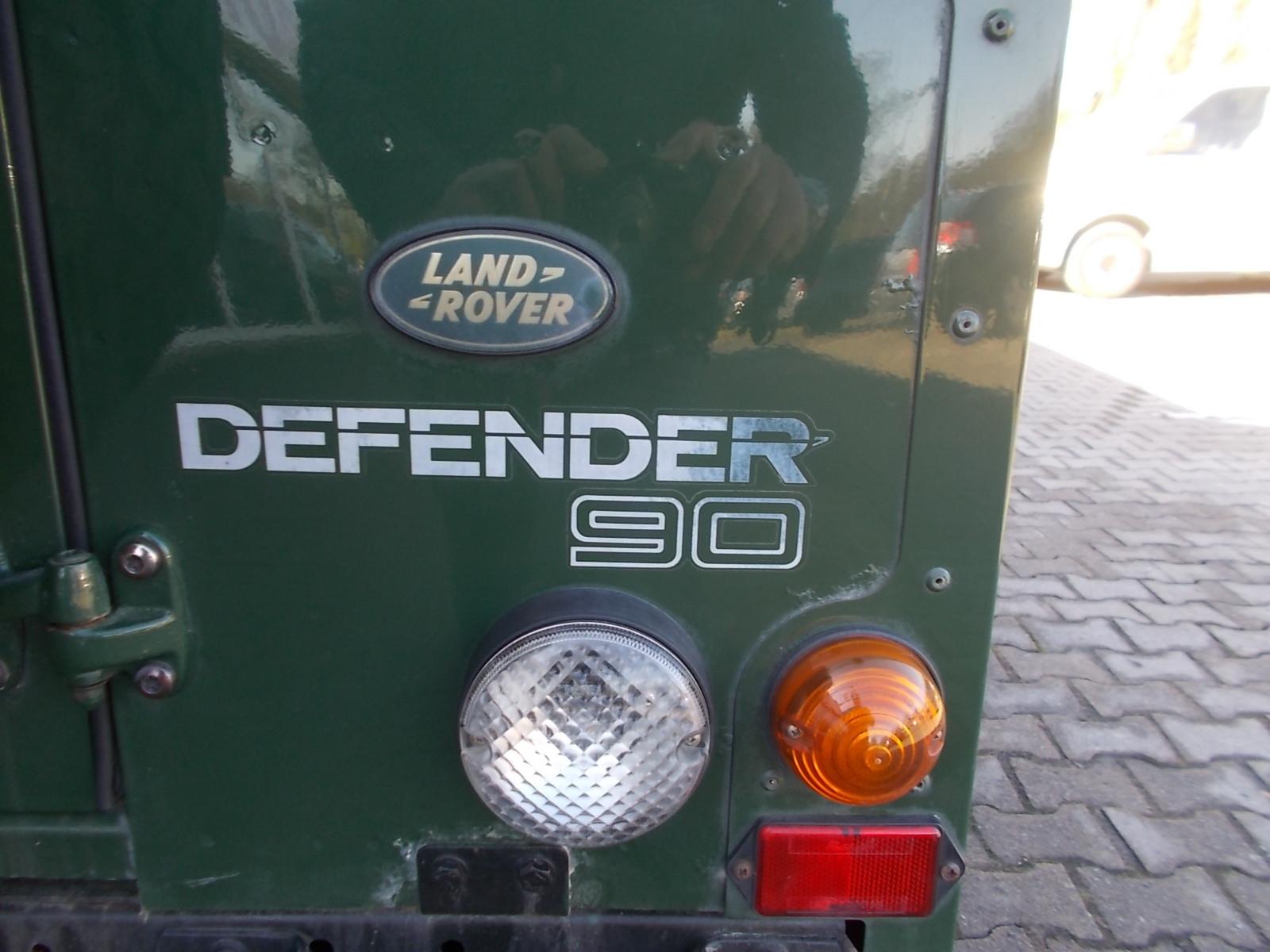 LAND ROVER DEFENDER S 122 CH 4X4 BVA - ATTELAGE