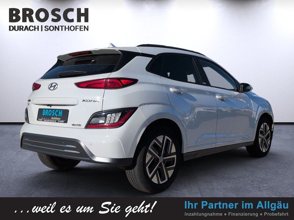 Fahrzeugabbildung Hyundai KONA EV 39kWh TREND NAV-P 1HD GARANTIE-11.28 LED